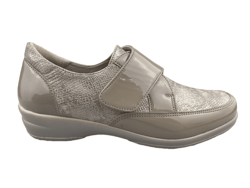 women's loafer