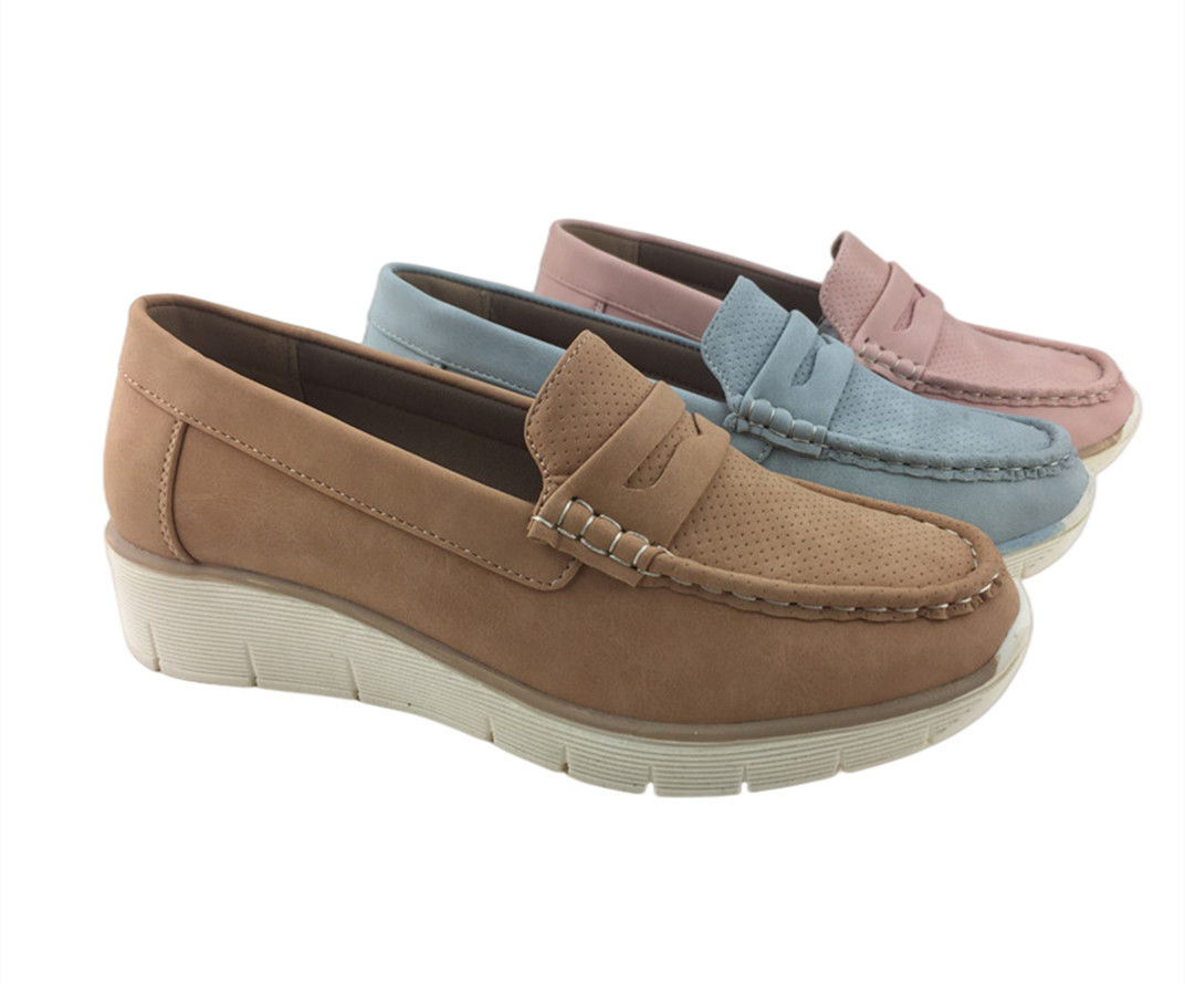women's sneaker shoes