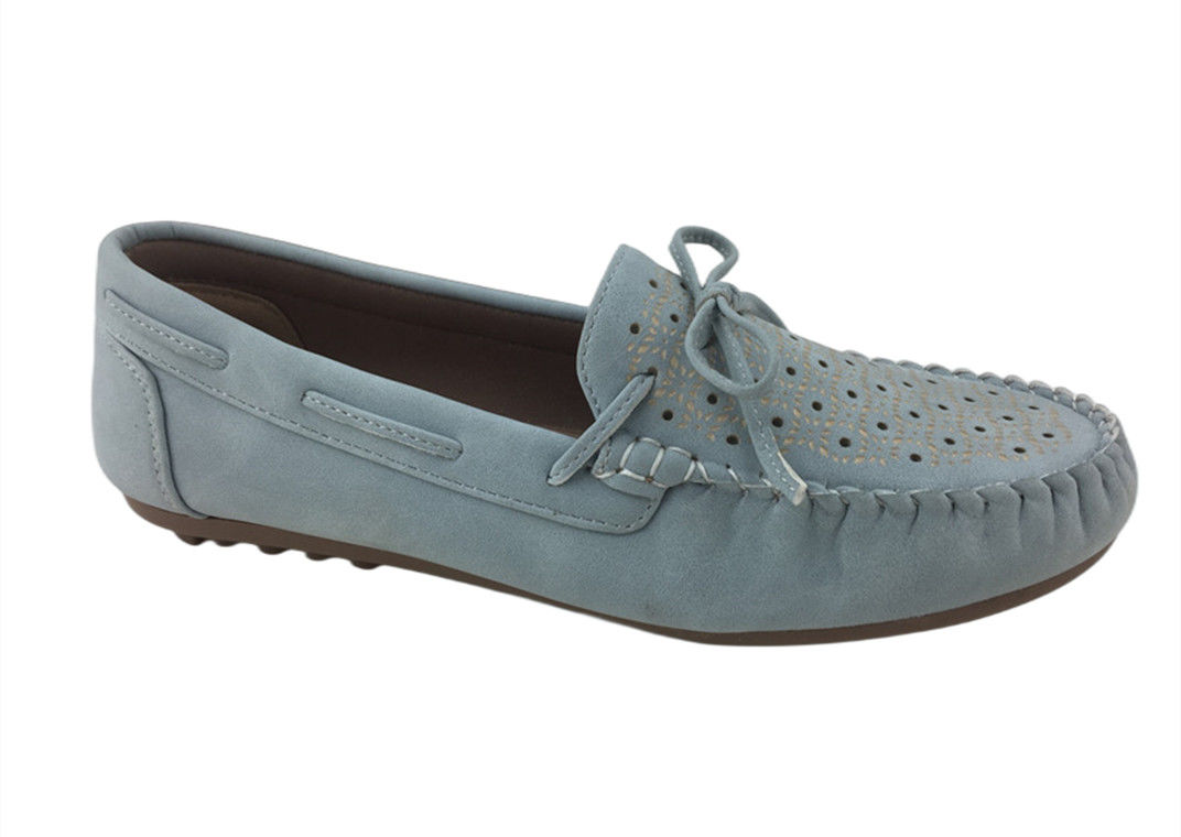 women's moccasin loafer