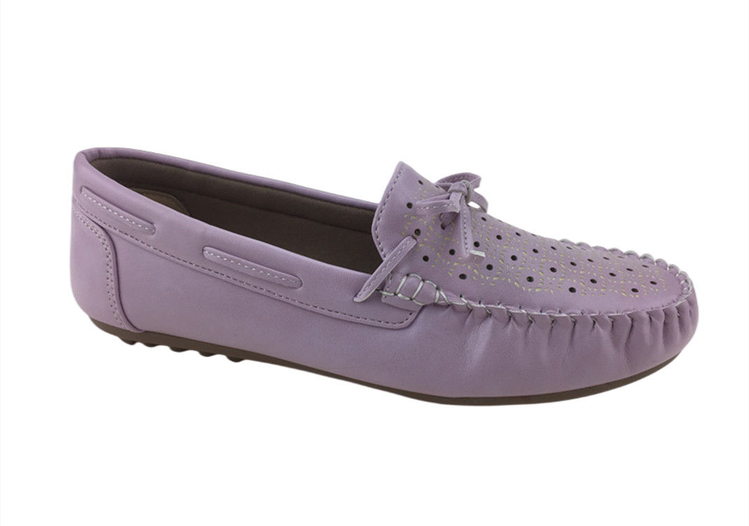 women's moccasin loafer