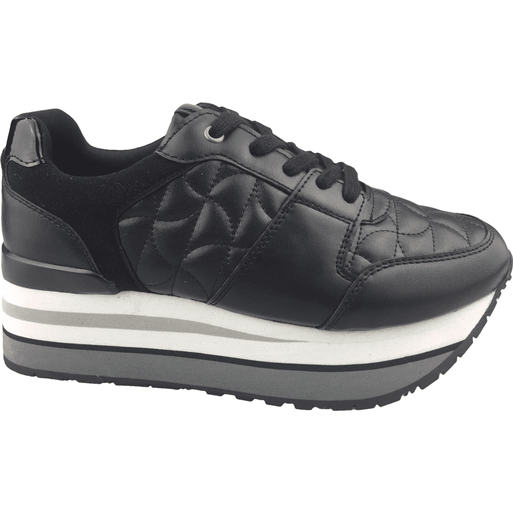 women's sneaker shoes