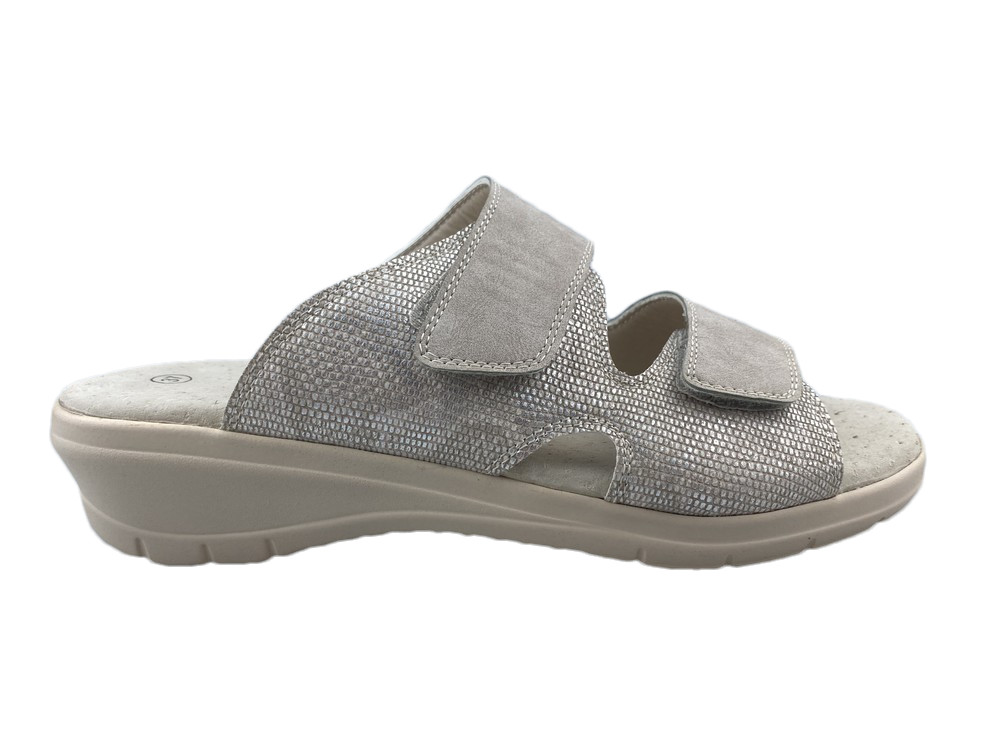 women's sandal