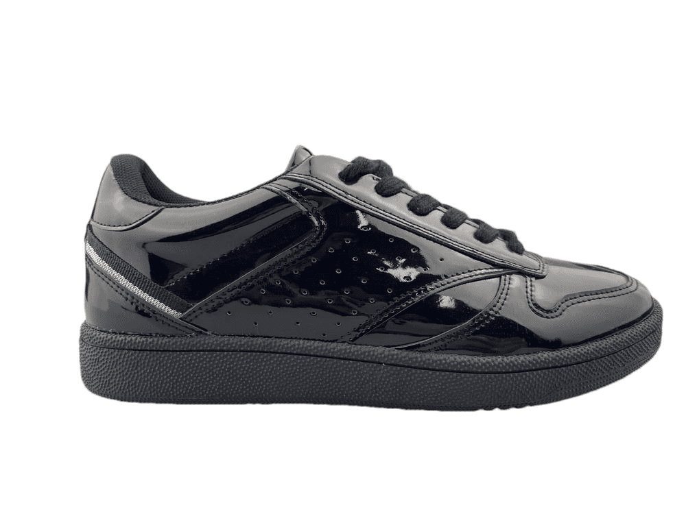 women's sneaker